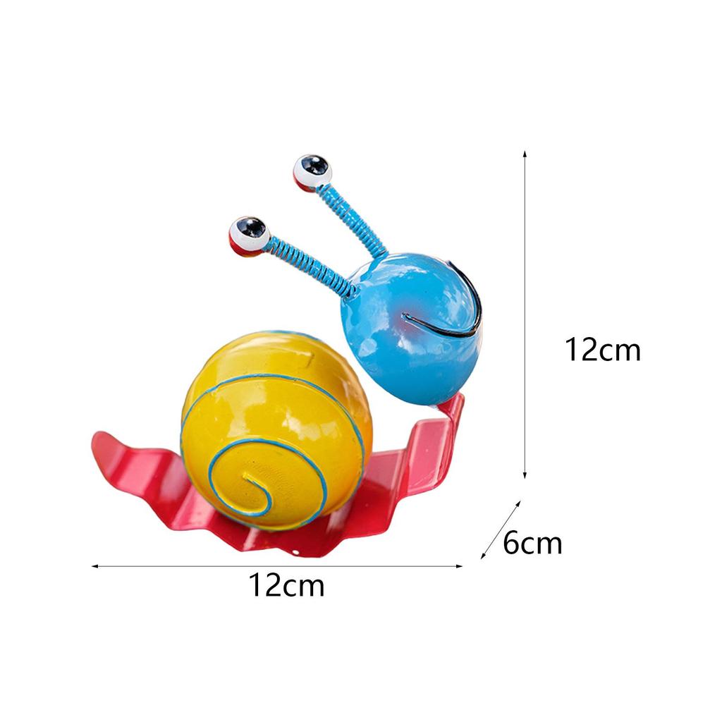 Statue Shaped Yard Iron Art Wall Decor Wall Sculpture 12x6x12cm Handmade Cute Lawn Decoration for Outdoor Indoor Multipurpose