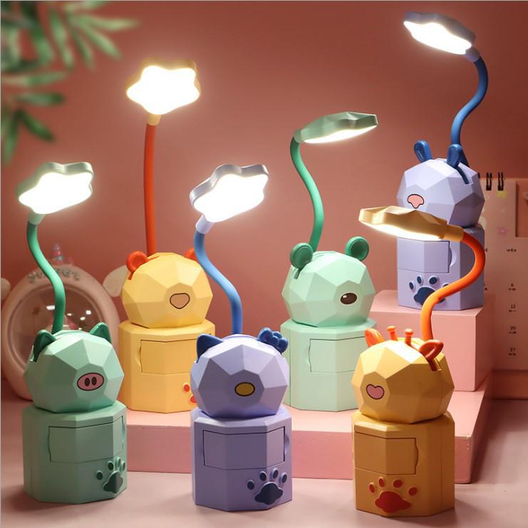 Anpassbare LED Astronauten Schreibtischlampe – Augenfreundliches Nachtlicht für Studenten, Perfekt als Geschenk