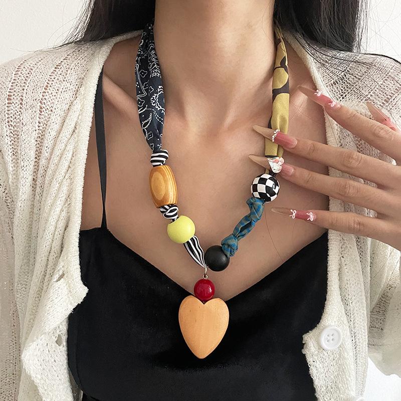 

Heart beaded patchwork necklace women s y2k hot girl retro stylish silk scarf clavicle chain