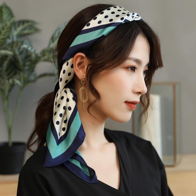 New Women Silk Printed Design Scarf For Women Fashion Neck Tie Hand Bag Foulard Wrist Kerchief Shawl Wraps Hajib Silk Scarves