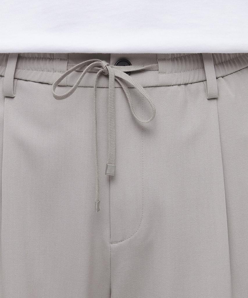 Musinsa Standard Lightweight Wide Drawstring Banded Crop Slacks [Light Beige]