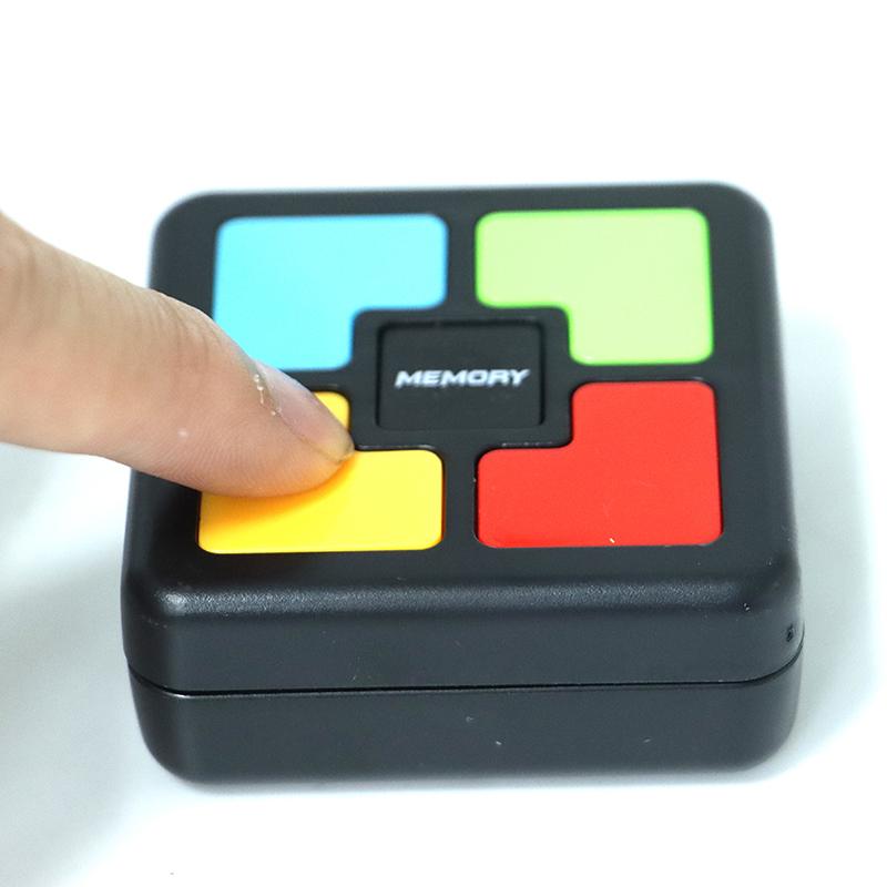 Dětská hra Flash Trénink paměti Puzzle Brain Game Machine Toys