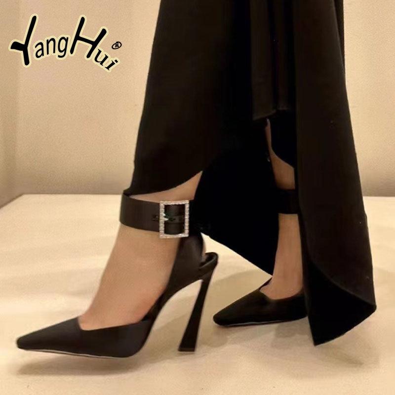 Sexy Diamond Accessories Temperament Dinner Fine Super High Heel Pumps 2024 New Fashion Pointed Elegant Women's Shoes Summer