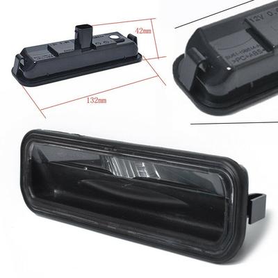 Nützliche Kennzeichenleuchte LED Lampe 1 Stück BM51-19B514-AE