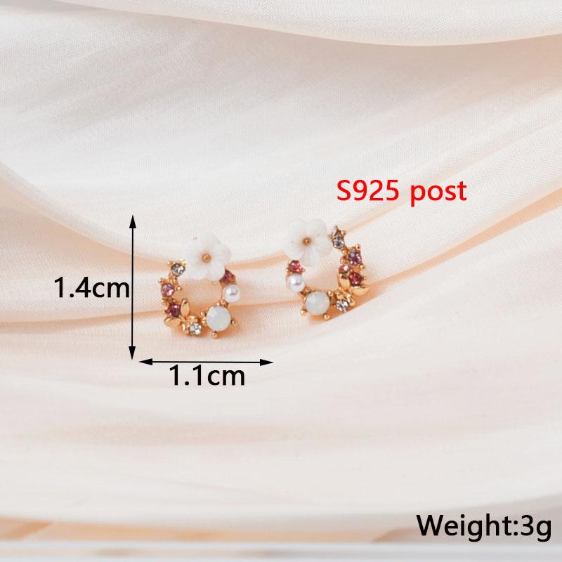 

Korean Fashion Flower Stud Earrings Sweet Girls Lovely Ear Decoration Imitaiton Pearl Pink Crystal Small Earrings Party Gifts