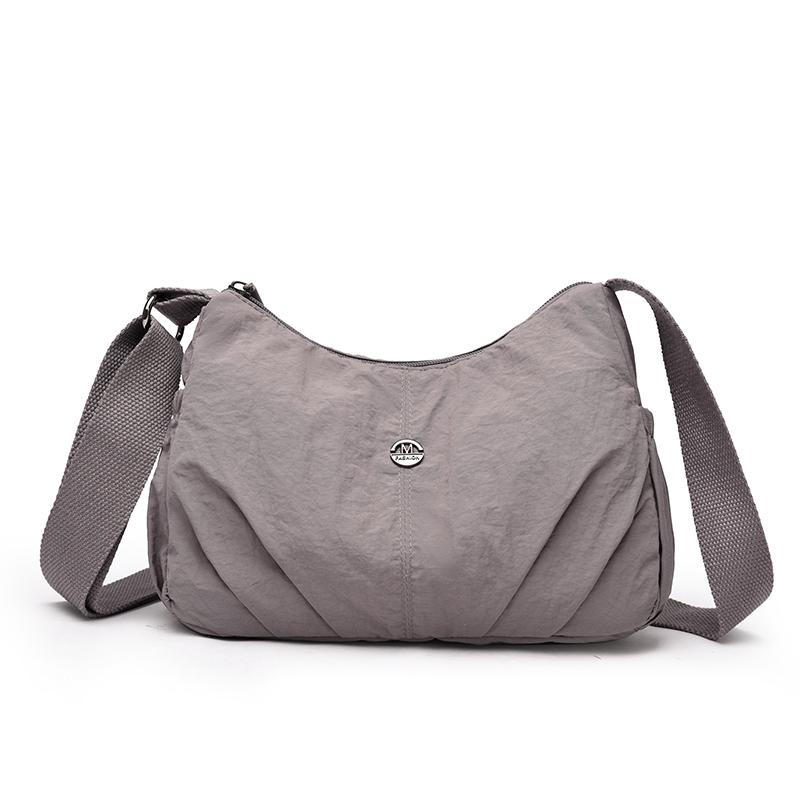 

Легкая нейлоновая сумка женская на плечо кроссбоди однотонная сумка для мамы