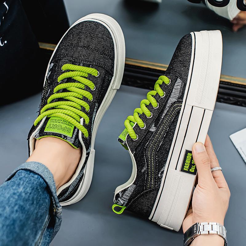 Men’s Blue Sports Shoes Casual Canvas Shoes Street Style Sneakers Students Over Sized Black Skateboard Shoes