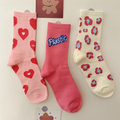 3 Paar rosa süße Baumwollsocken für Mädchen, mittellange Socken, vielseitige Oberbekleidung, trendige und modische Socken, personalisierte Socken