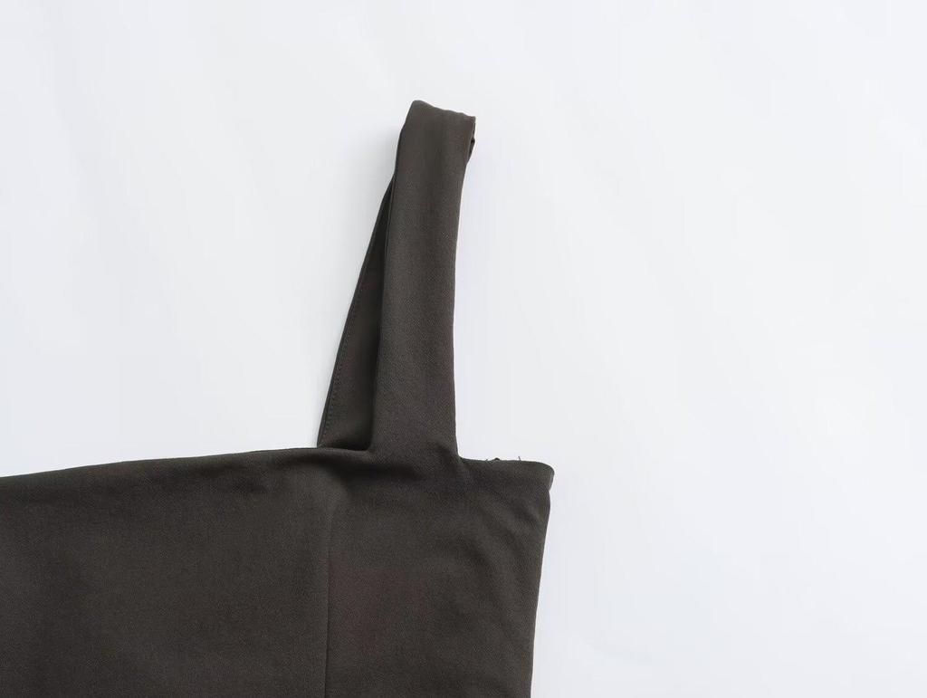 European & American Autumn/Winter Fashion: Square Neck Sleeveless Spaghetti Strap Jumpsuit with Waist-Cinching Long Pants for Women, 2025 Edition