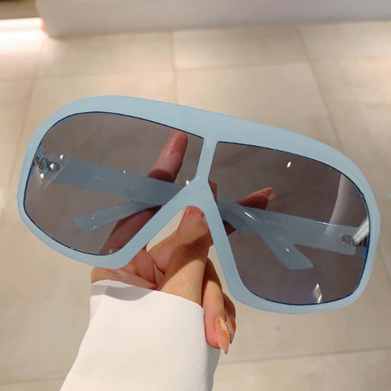 Brand Designer Punk Oversized Sunglasses Women For Men Trendy Sun Glasses Fashion Vintage Luxury Big Frame Ladies Shades