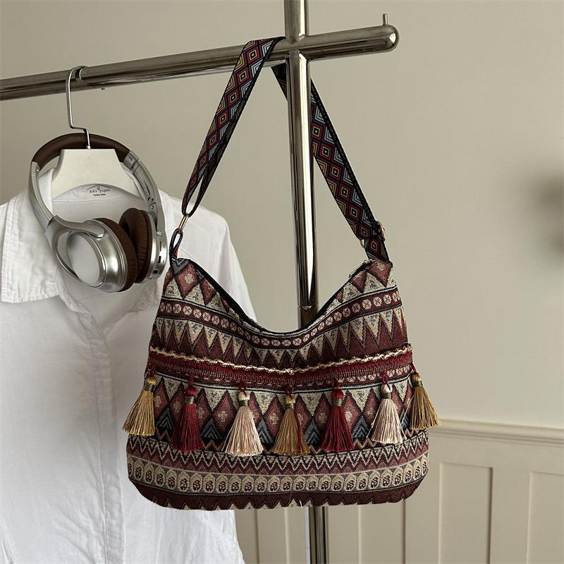 New tassel cloth bag retro literary and artistic large-capacity shoulder messenger tote bag