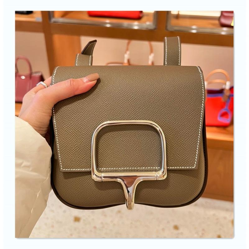 Bolsa nova bolsa de nádegas bolsa de couro feminina bolsa de ombro crossbody bolsa sela couro de vaca versátil alto senso