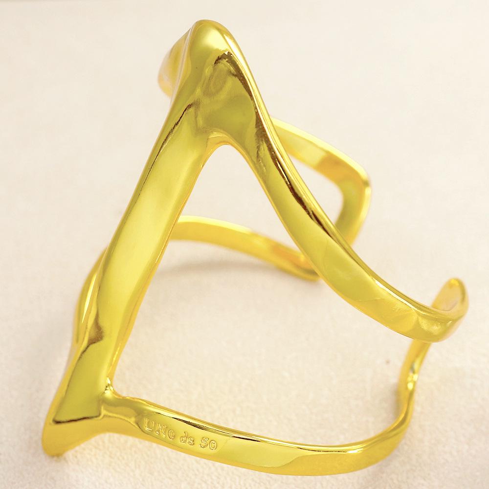 2026 UNOde50 Bestseller High-Quality Irregular Bracelet for Women – Exaggerated Design Jewelry Gift