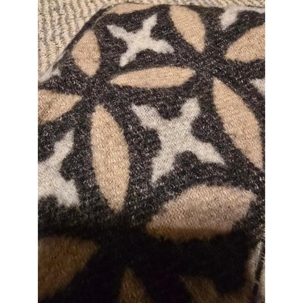 Used DRESSTERIOR Cashmere Scarf