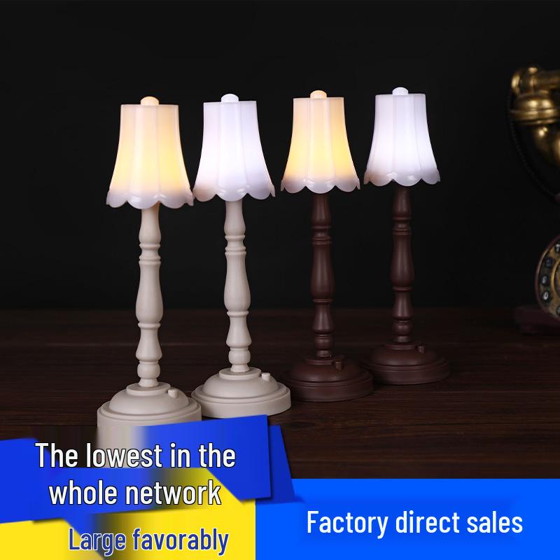 Kreative Retro Mini Tischlampe - Perfektes Schlafzimmer-Nachtlicht-Geschenk für Freunde und Kindergeburtstage