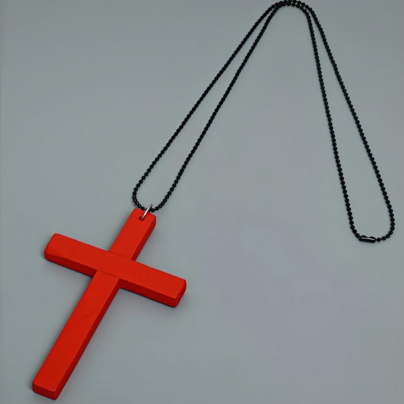 Elegant Women's Wooden Cross Necklace: Versatile Clavicle Choker & Sweater Chain
