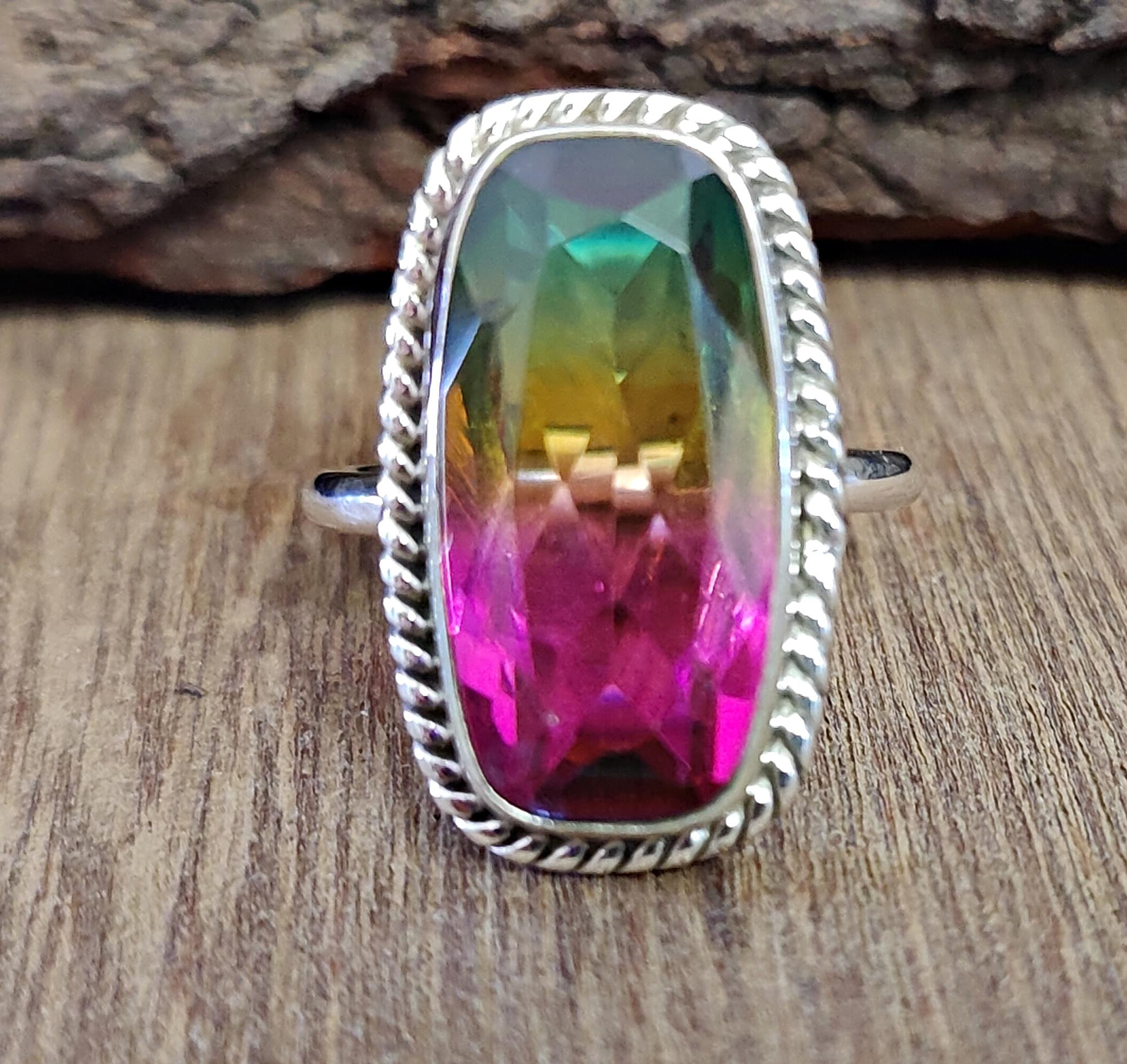 

Кольцо с турмалином «Арбуз», серебро 925 пробы, кольцо с турмалином для нее, женское кольцо, эффектное кольцо, октябрьский камень 8.5