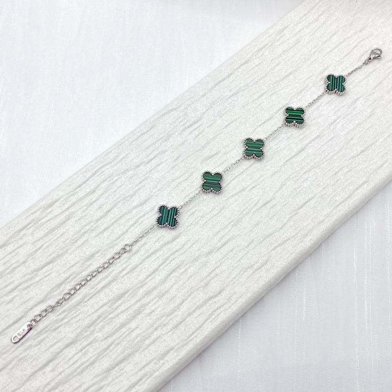 Mm Nicht verblassendes Edelstahl-Vierblättriges Kleeblatt-Armband für Damen - Frischer Stil