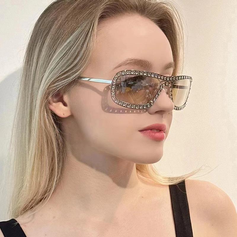 Luxury Brand Designer Rectangle Diamond Sunglasses Women For Men Popular Vintage Crystal Steampunk Sun Glasses Metal Shade Uv400