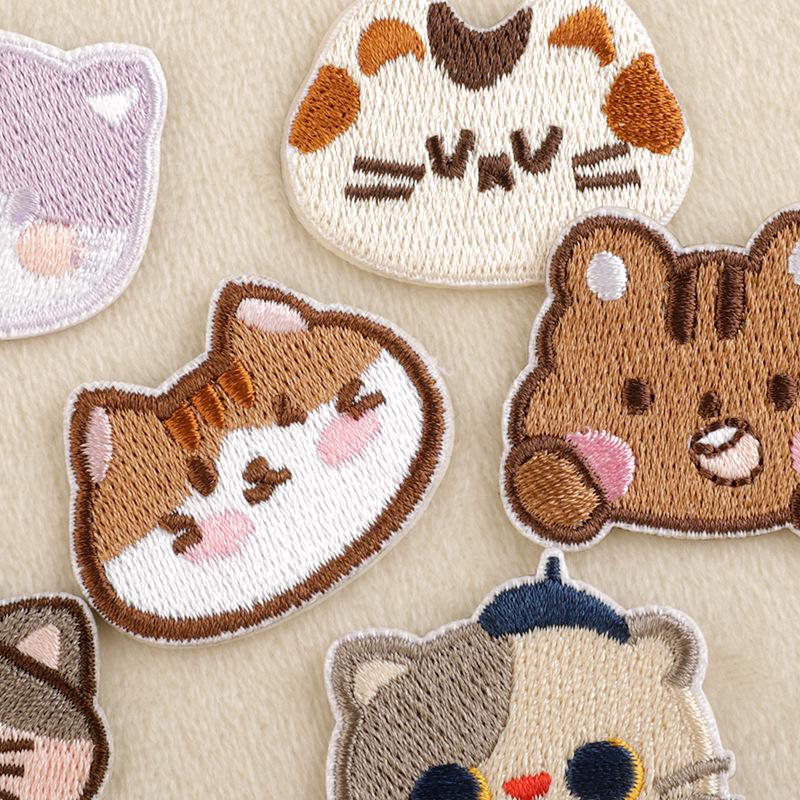 Korea Wappen Cartoon Animal Embroidery Self-Adhesive Patch for DIY Clothing & Accessories