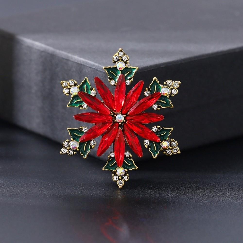 Zinc Zinc Alloy Rhinestone Pin Versatile Decorative Brooches Casual Christmas Snowflake Brooch Winter