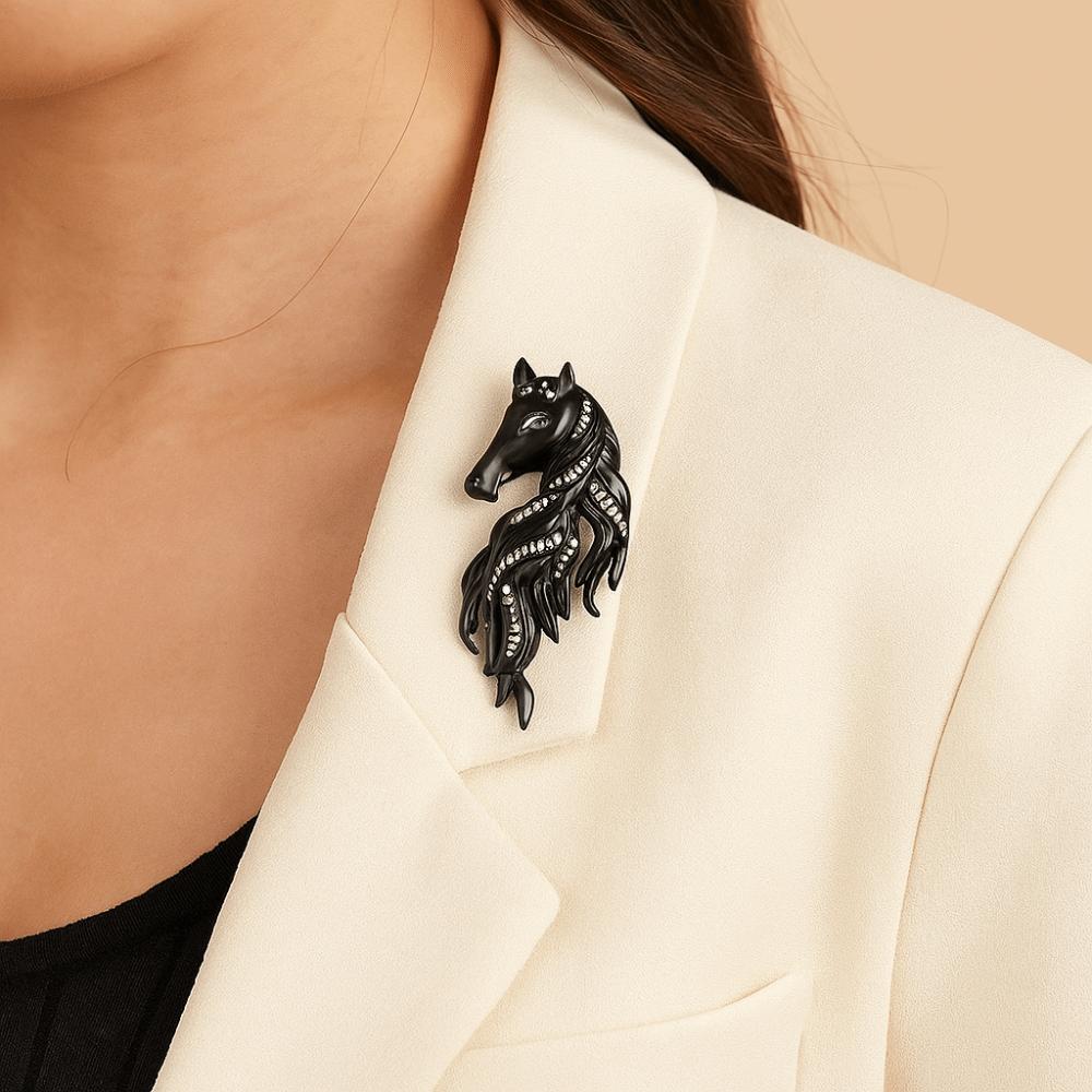 Exquisite Pferdekopfbrosche Luxuriöser Emaille Schmuck Zubehör Gotisches Tierkreiszeichen Tier Anstecker Event Party