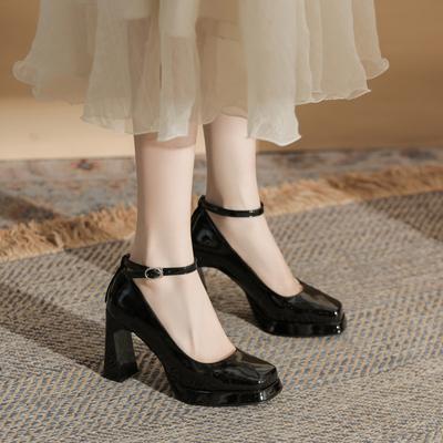 Fashion Women's 2025 Autumn New Style High Heels French Style Red Evening Warm Single Shoes Thick Heeled Mary Jane Shoes Marriage Shoe