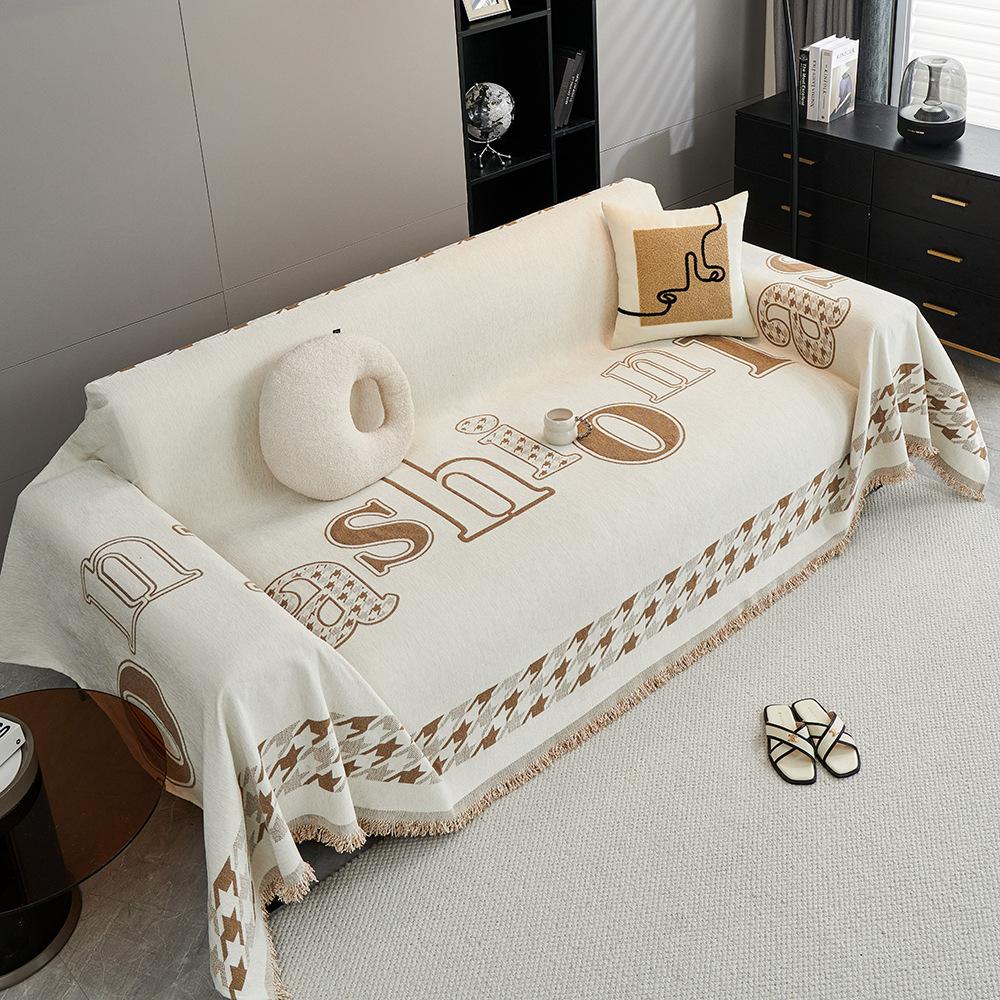 

Chenille Sofa Towel Four Seasons Universal Simple High Sense Sofa Cover Towel Soft Cushion Protector 180*130CM