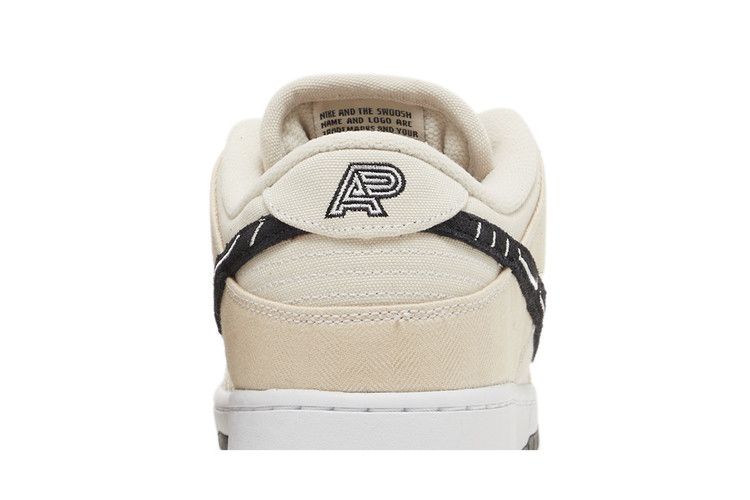Nike SB Dunk Low Albino & Preto