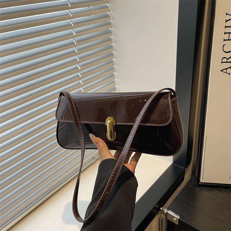 Niche Bag, Underarm Bag, Women's Bag, Baguette Bag, New Portable Versatile Shoulder Bag.