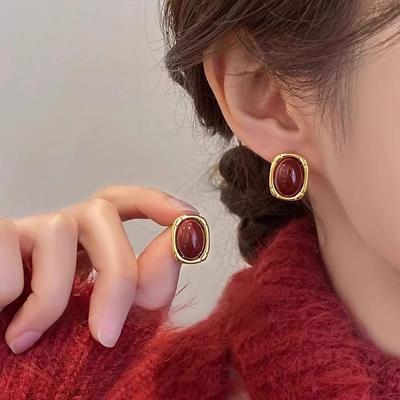 Retro Hong Kong Style Red Drip Glaze Stud Earrings Women's Light Luxury Temperament High-end Earrings Autumn and Winter Niche Design Earrings