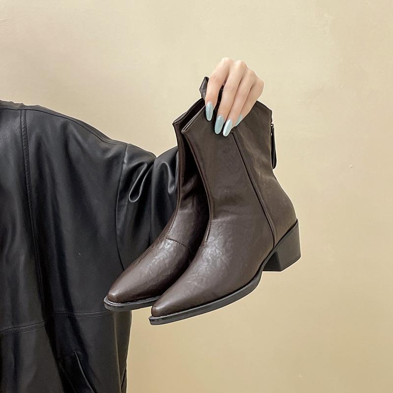 Retro pointed thick heel short boots women's fashion 2025 new autumn and winter design western cowboy boots thin boots
