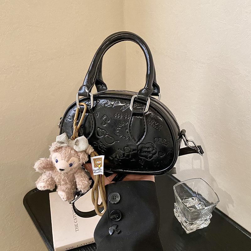 Premium retro small bag women's new versatile shoulder messenger bag hand pillow bag