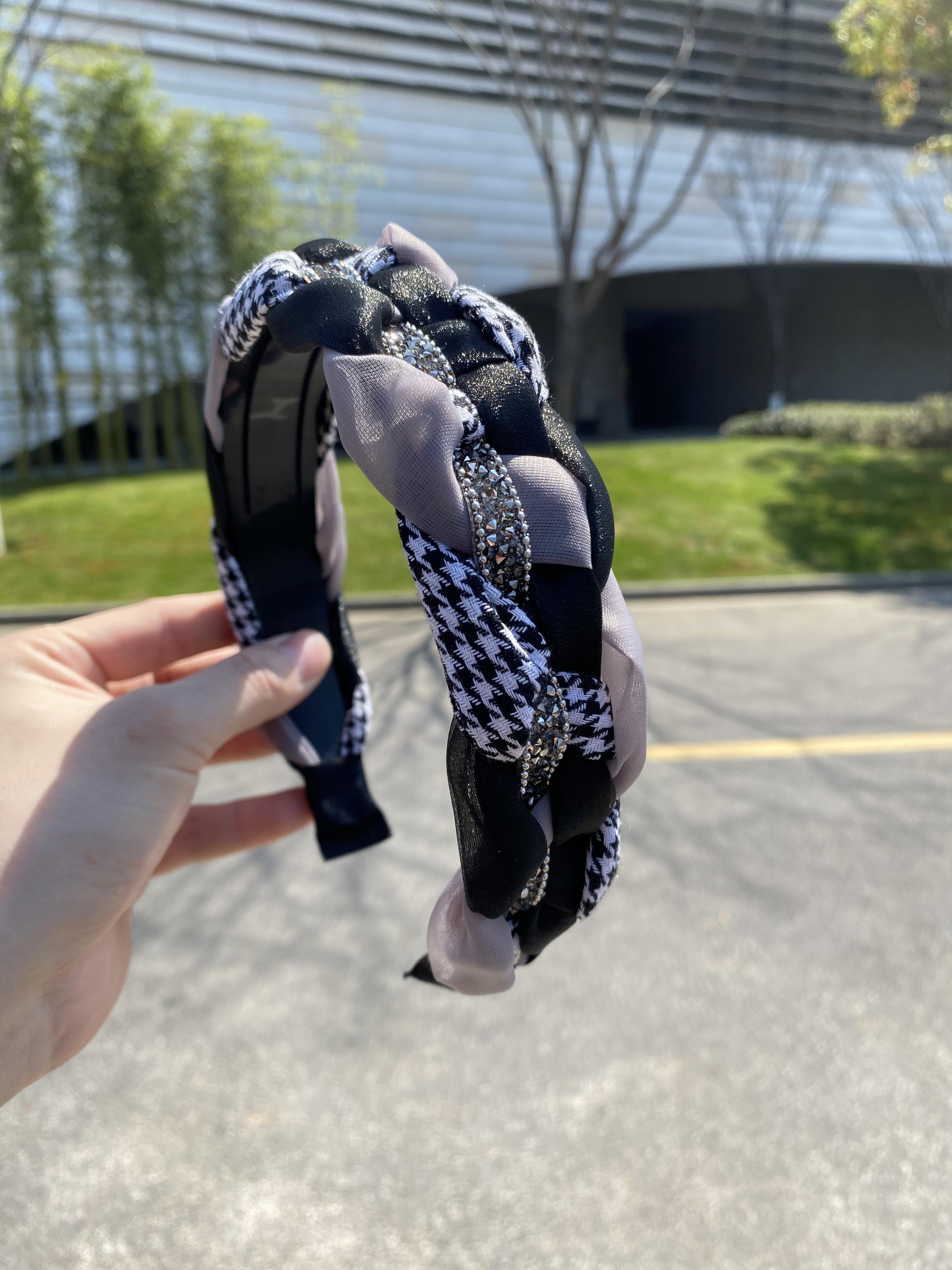 

Повязка на голову «Гусиная лапка», Повязка на голову в стиле «маленький аромат», Высококлассная бриллиантовая полоса с зубцами против скольжения, Женский модный головной убор с плетением «Твист из четырех прядей»