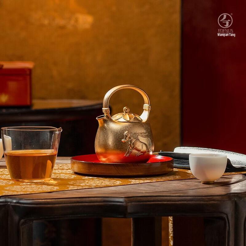 Edenus 'Dancing Horse' Year of the Horse Ceramic Teapot Gift Set