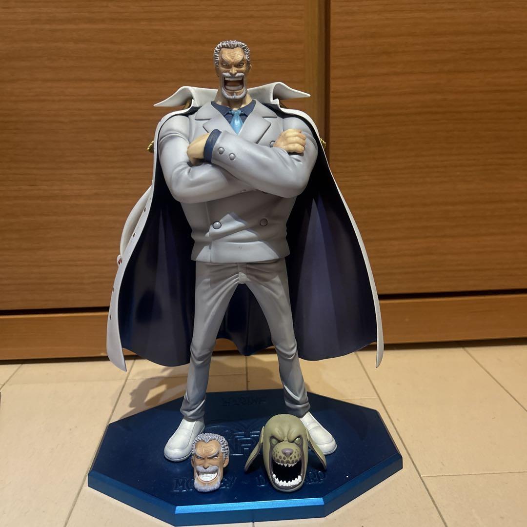 

[USED] One Piece POP DX Monkey D. Garp