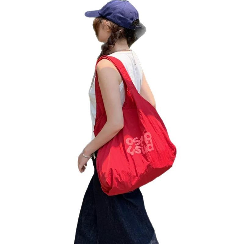 The Laid-back Style Large-capacity Tote Bag Is A Simple Student Commuting Bag for Classes
