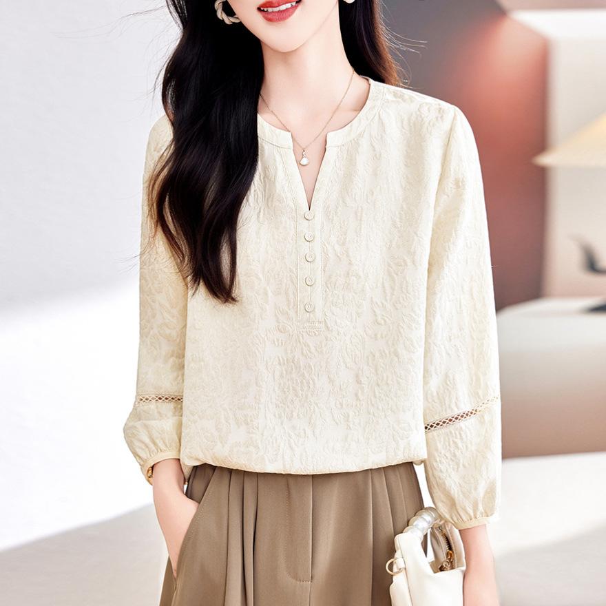 Silk top women's casual T-shirt  dress new hollow mulberry silk shirt can be matched with pants