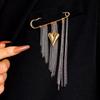 Hypoallergenic Punk Chain Tassel Safety Pin Brooches With Pearl Star Heart Charms For Blazer Suit Jacket Party Daily Wear