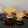 Scatola per caramelle a forma di conchiglia creativa, Ciotola per frutta in lega di zinco dorata traforata, Piatto da portata per decorazione domestica retro di lusso leggero