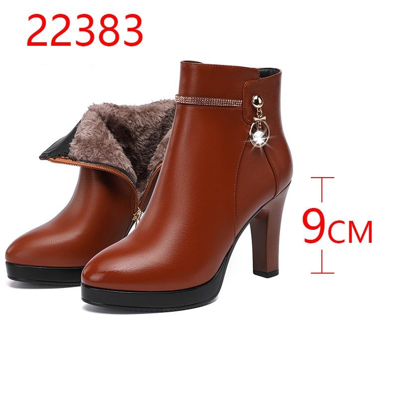 

9 см Элегантная Модная Обувь из Мягкой Кожи Женские Ботильоны Осень-Зима 2025 Блочный Высокий Каблук Ботинки из Короткого Меха для Офиса Модель 39