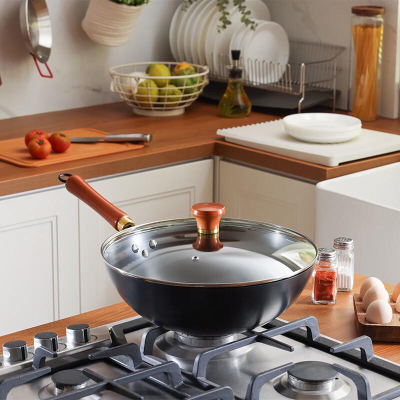 WORLD KITCHEN Corning Fine Iron Wok 32cm