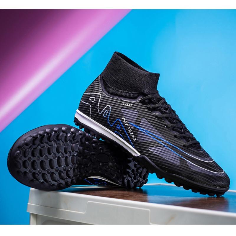 

Outdoor seamless fly-woven football shoes for men s high-top students with broken nails and spikes for grass game training football shoes 45
