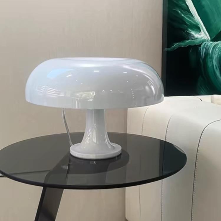Classic Mushroom Table Lamp Modern Bauhaus Art Table Lamp Bedroom Bedside Lamp Danish Designer Orange Decorative Table Lamps