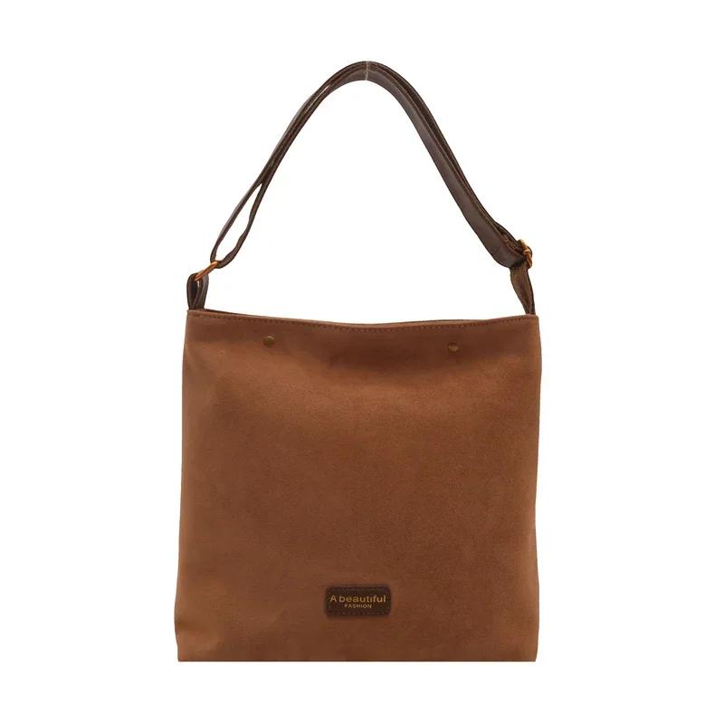 Retro Matte Large Capacity Single Shoulder Crossbody Bag for Women  New Autumn and Winter High-end Crossbody Bucket Bag