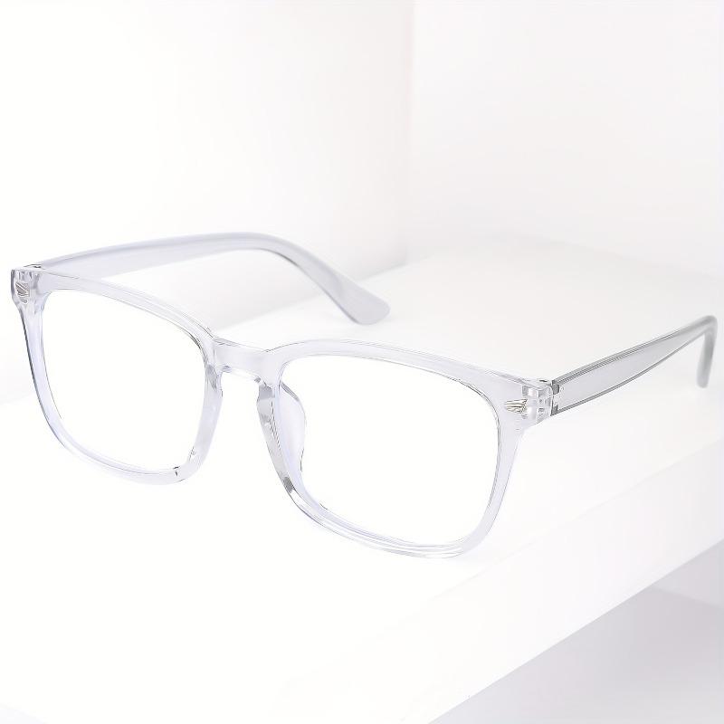 

A Pair of Fashionable Glasses for Women Suitable for Daily Life Holidays Vacation Clothing and Accessories прозрачный