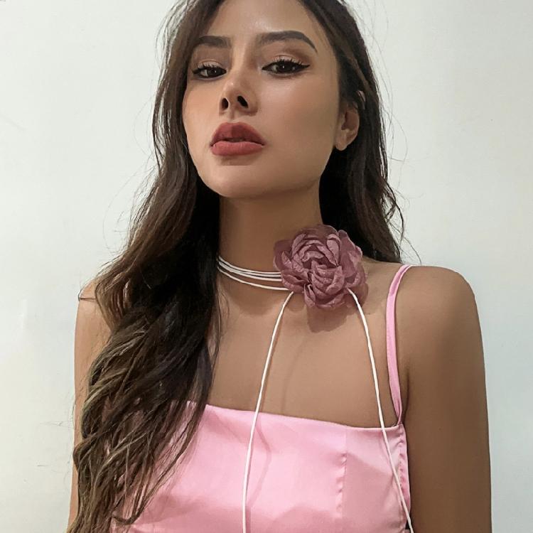 Fashion Trend Mesh Flower Rose Collarbone Chain Temperament Simple Necklace