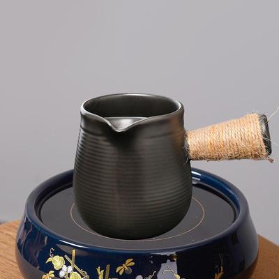 Ustensile – Ceainice, vase de cafea și ibric