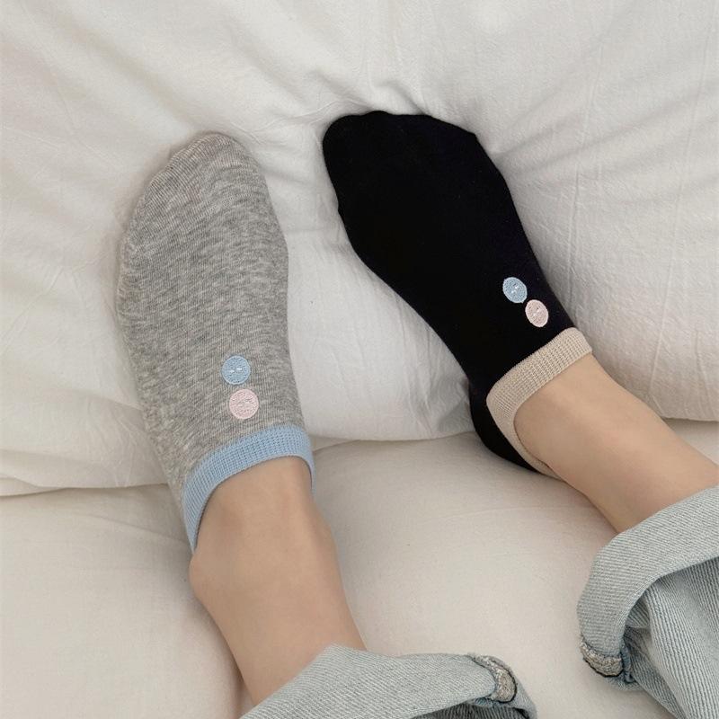 Ladies Spring and Summer Mesh Breathable Solid Color All Match Button Embroidery Silicone Non-slip Heel Socks