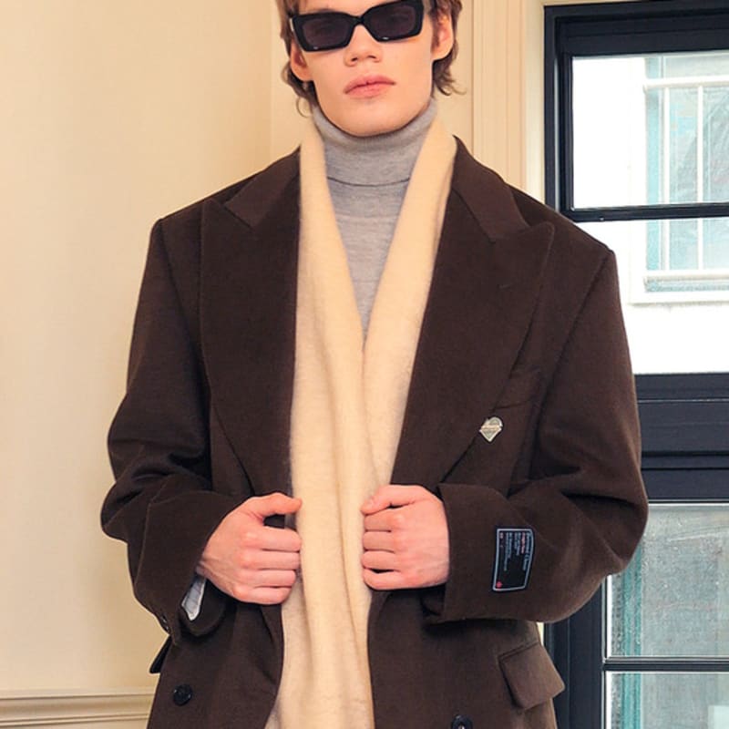 beyondcloset Normantic Logo Brush Garment Muffler Ivory